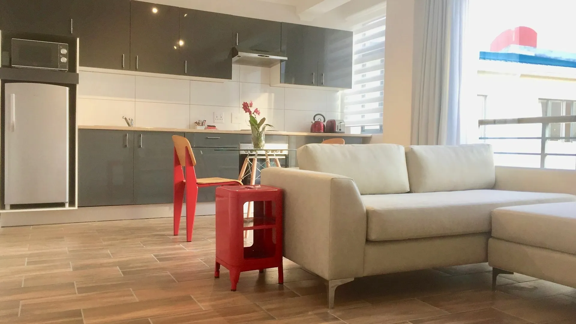 Apartment Urban Oasis At The Square South Africa