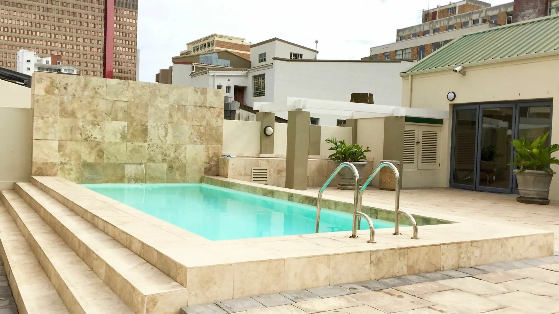 Urban Oasis At The Square 0*, Cape Town South Africa